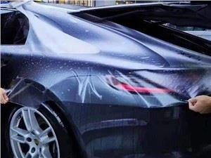 پینٹ پروٹیکشن فلم آپ کی کار کے پینٹ کو UV شعاعوں اور رنگت سے کیسے بچا سکتی ہے۔